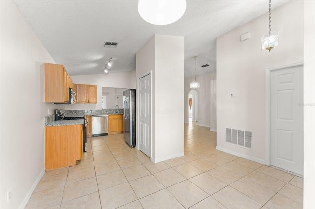 2374 BLUE SAPPHIRE CIRCLE, Orlando, FL 32837