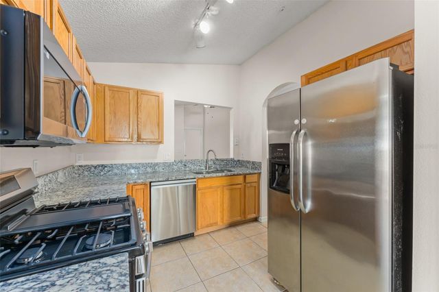 2374 BLUE SAPPHIRE CIRCLE, Orlando, FL 32837