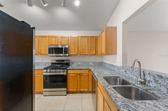 2374 BLUE SAPPHIRE CIRCLE, Orlando, FL 32837