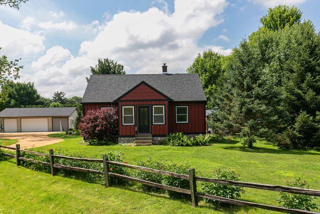 1712 Big Island Parkway, Rock Island, IL 60201