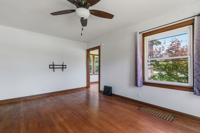 1712 Big Island Parkway, Rock Island, IL 60201