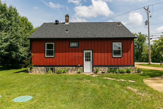 1712 Big Island Parkway, Rock Island, IL 60201