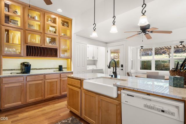 143 Granite Street, Ashland, OR 97520