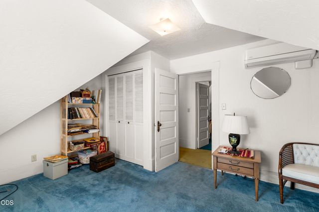 143 Granite Street, Ashland, OR 97520