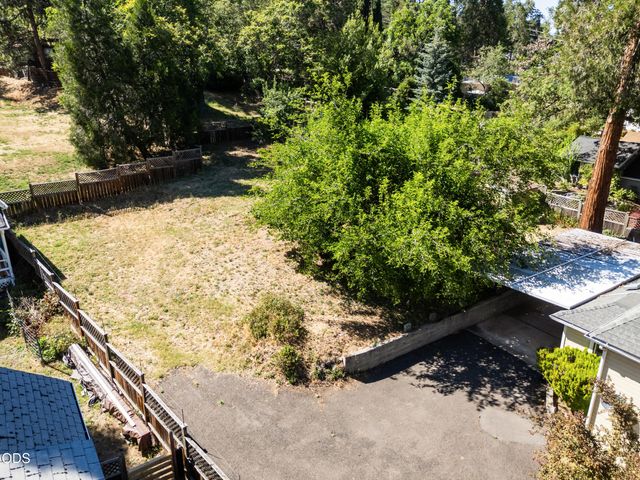 143 Granite Street, Ashland, OR 97520