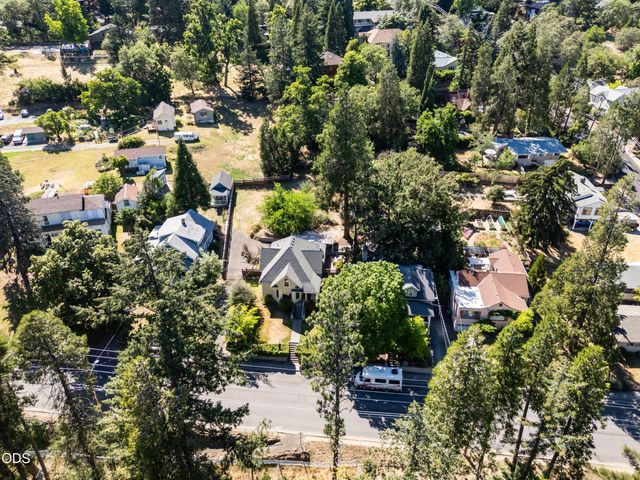 143 Granite Street, Ashland, OR 97520