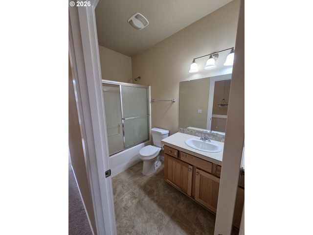 14120 Se STEELE St, Portland, OR 97236