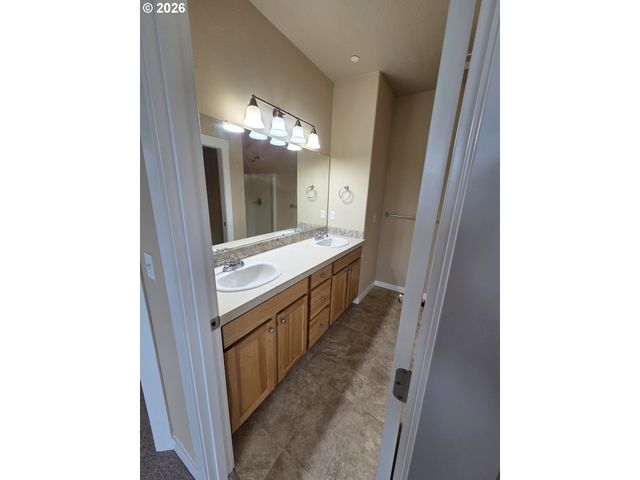 14120 Se STEELE St, Portland, OR 97236