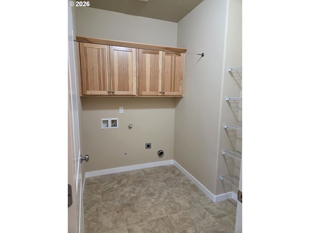 14120 Se STEELE St, Portland, OR 97236