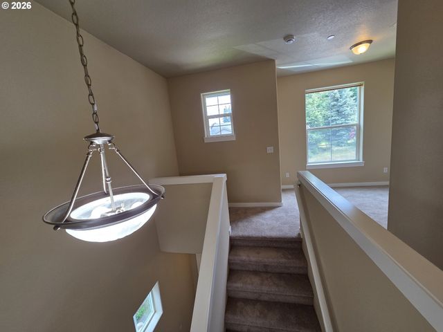 14120 Se STEELE St, Portland, OR 97236