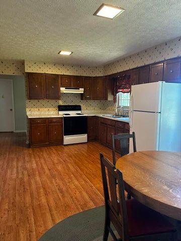 561 Old Whitley Road, London, KY 40744