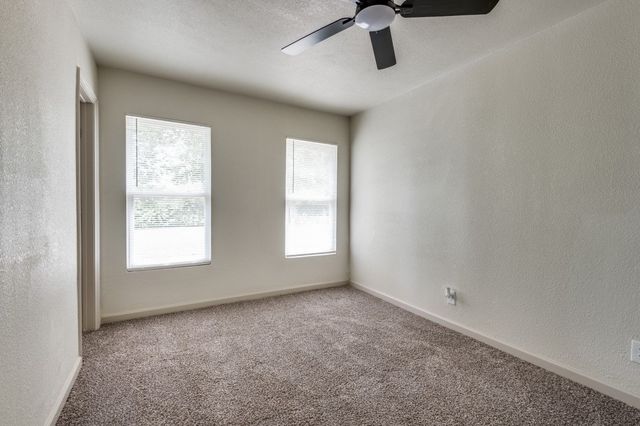 525 Harmon Road, Hurst, TX 76053