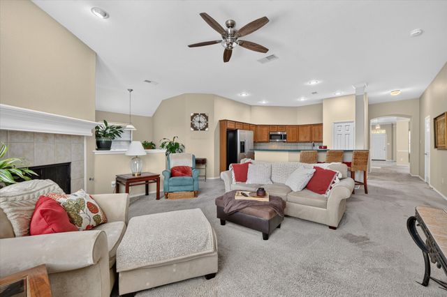 5717 Southern Hills Drive, North Richland Hills, TX 76180