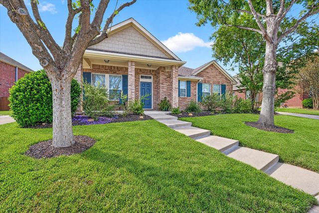 5717 Southern Hills Drive, North Richland Hills, TX 76180