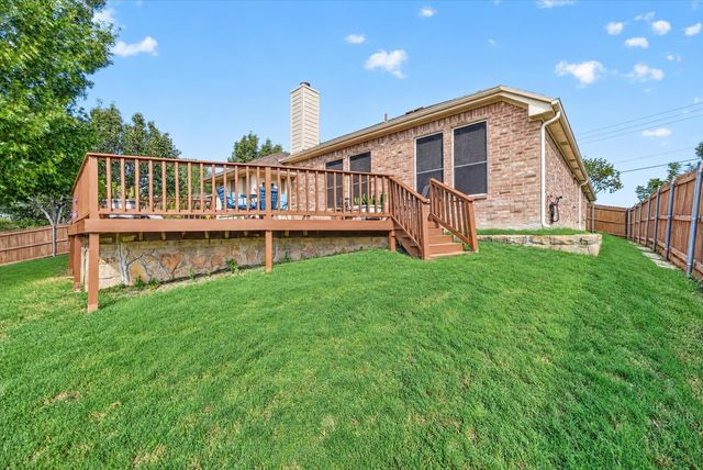 5717 Southern Hills Drive, North Richland Hills, TX 76180
