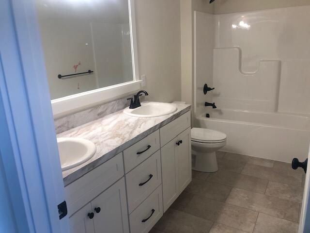 6471 Estate Drive SW, Byron Center, MI 49315