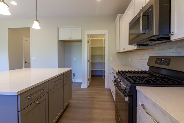 6471 Estate Drive SW, Byron Center, MI 49315