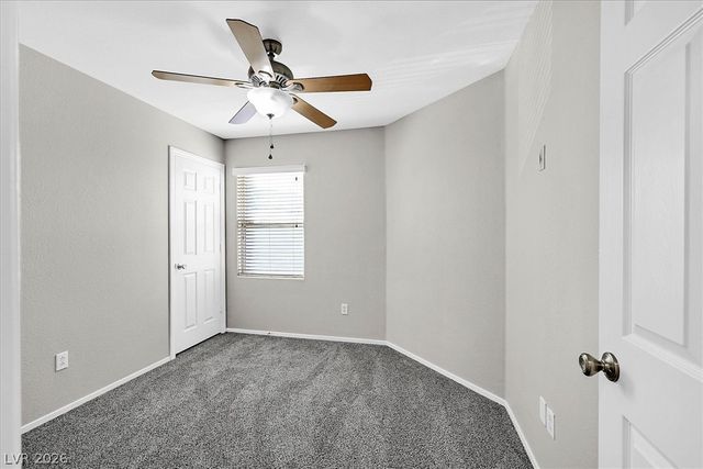 9404 JEWEL LAKE Avenue, Las Vegas, NV 89166