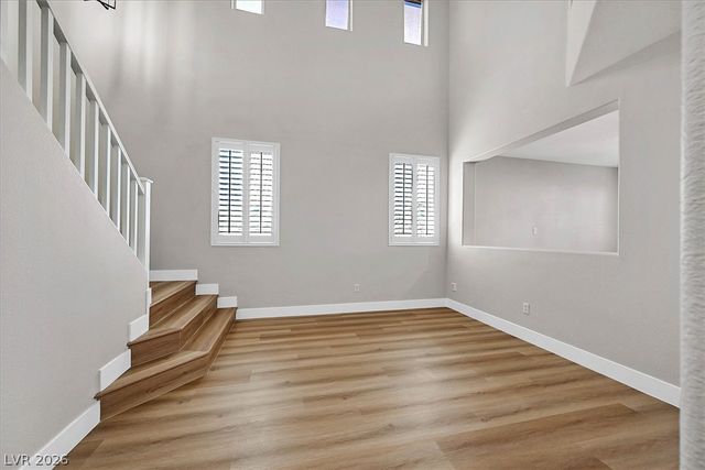 9404 JEWEL LAKE Avenue, Las Vegas, NV 89166