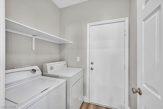9404 JEWEL LAKE Avenue, Las Vegas, NV 89166