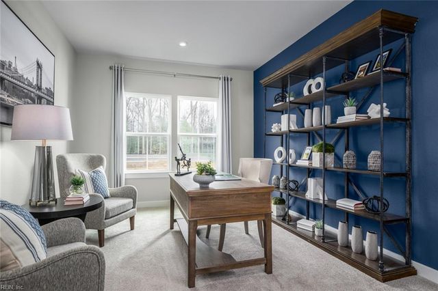 2162 Mainsail DR, Carrollton, VA 23314