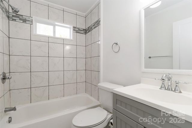 233 Jefferson Avenue NE, Concord, NC 28025