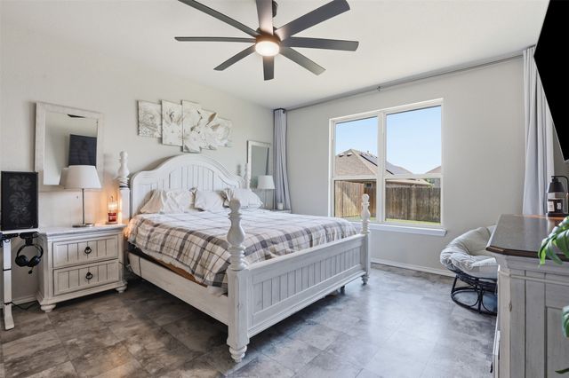 2233 Burning Bush Lane, Waxahachie, TX 75167