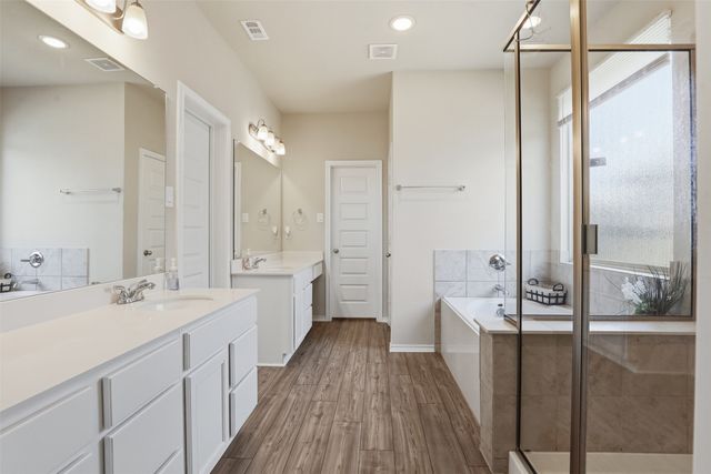 2233 Burning Bush Lane, Waxahachie, TX 75167