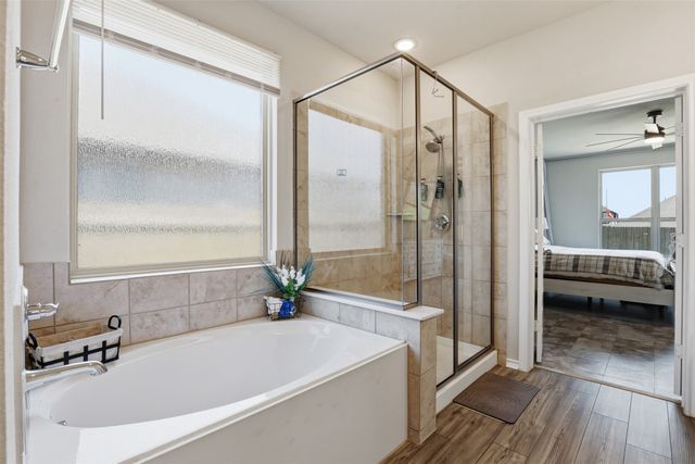 2233 Burning Bush Lane, Waxahachie, TX 75167