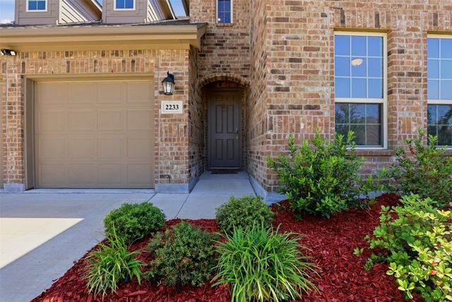 2233 Burning Bush Lane, Waxahachie, TX 75167
