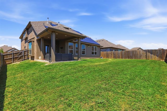 2233 Burning Bush Lane, Waxahachie, TX 75167