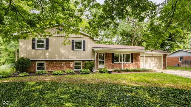 10560 Greentree Drive, Carmel, IN 46032