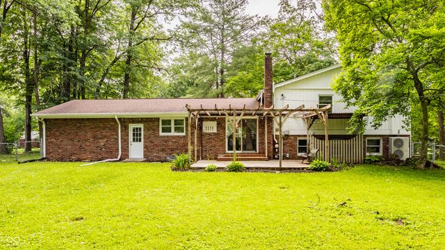 10560 Greentree Drive, Carmel, IN 46032