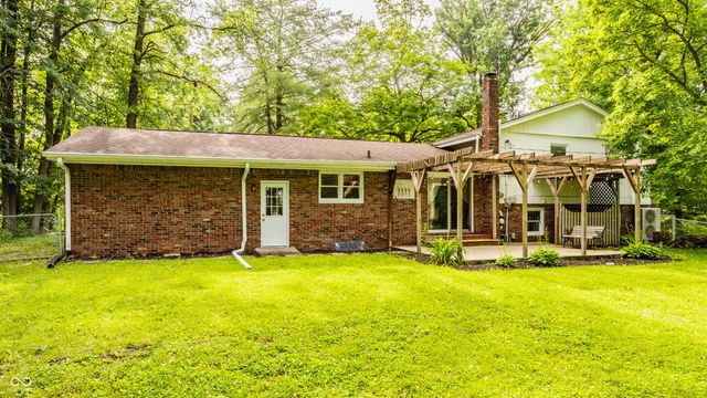 10560 Greentree Drive, Carmel, IN 46032