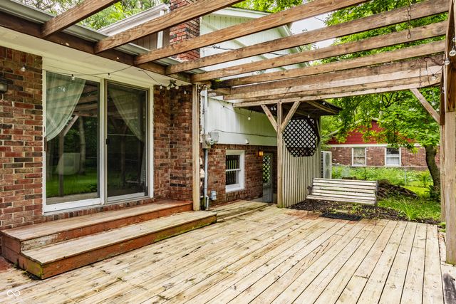 10560 Greentree Drive, Carmel, IN 46032