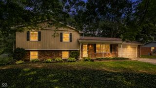 10560 Greentree Drive, Carmel, IN 46032