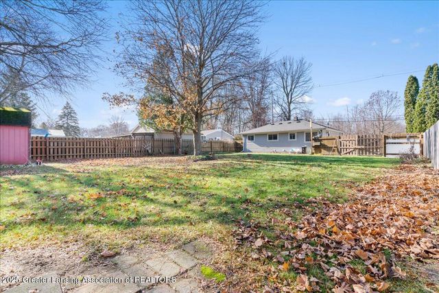 1972 Gunn Road, Holt, MI 48842