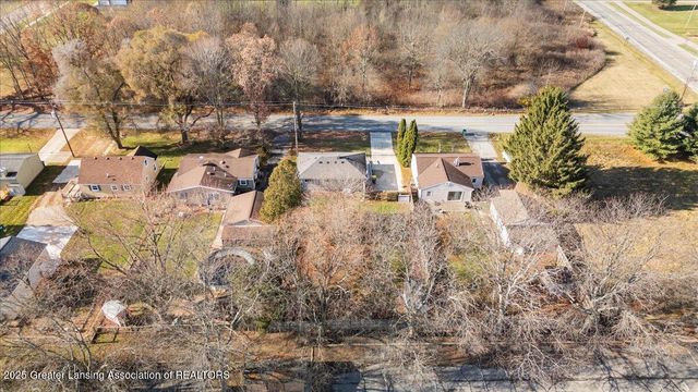 1972 Gunn Road, Holt, MI 48842