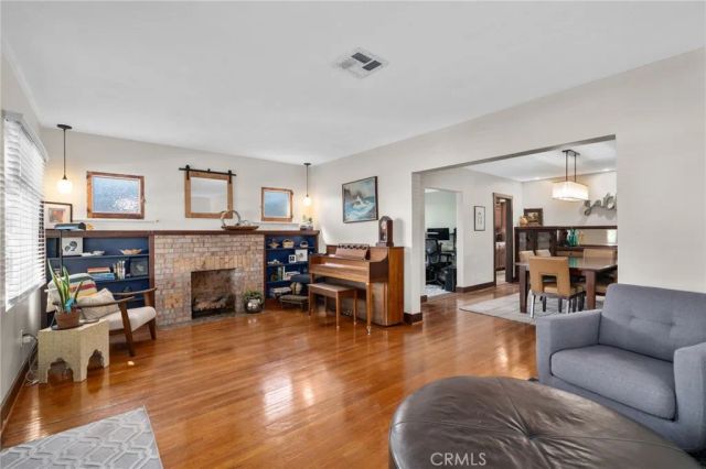 519 N 8th, Upland, CA 91786