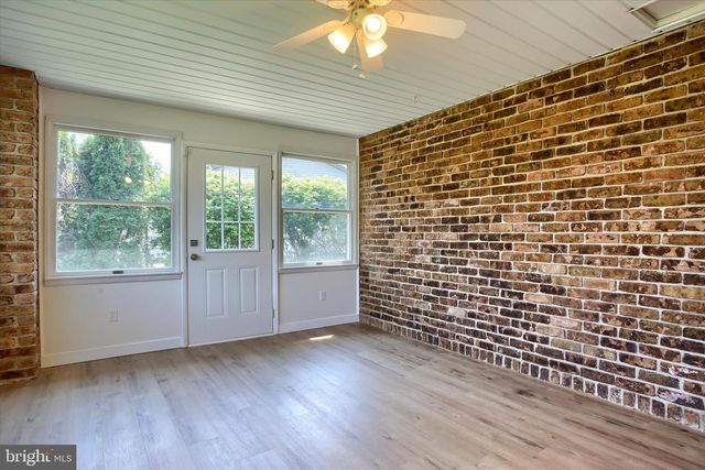 313 CROGHAN DR, Carlisle, PA 17013