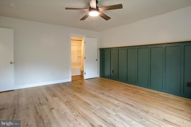 313 CROGHAN DR, Carlisle, PA 17013