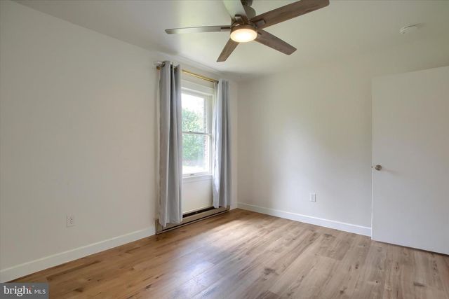 313 CROGHAN DR, Carlisle, PA 17013
