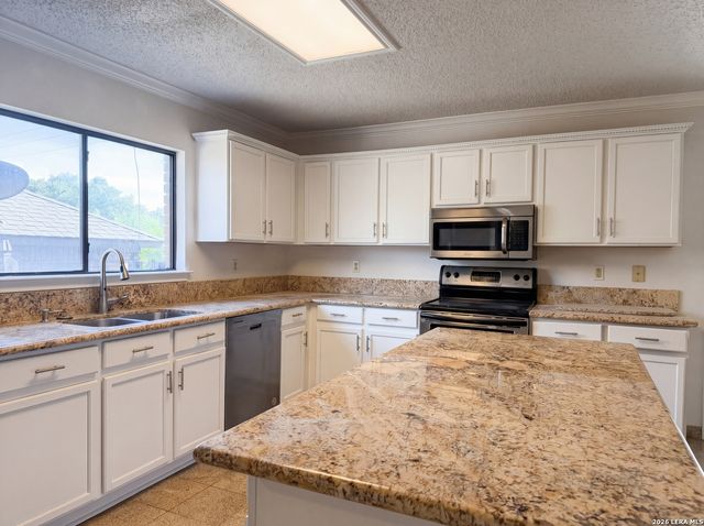 21943 PELICAN CRK, San Antonio, TX 78258