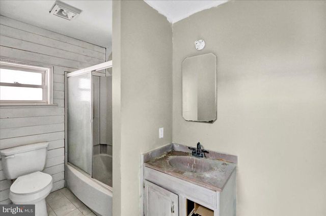 142 GRANDVIEW RD, Wernersville, PA 19565