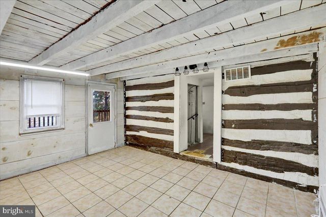 142 GRANDVIEW RD, Wernersville, PA 19565