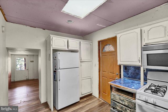 142 GRANDVIEW RD, Wernersville, PA 19565