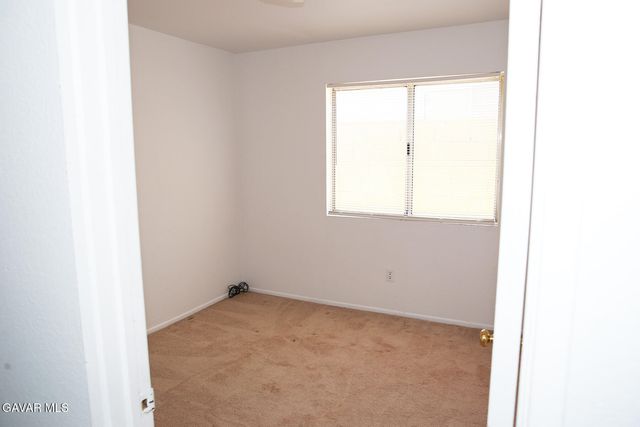 567 E Avenue J9, Lancaster, CA 93535