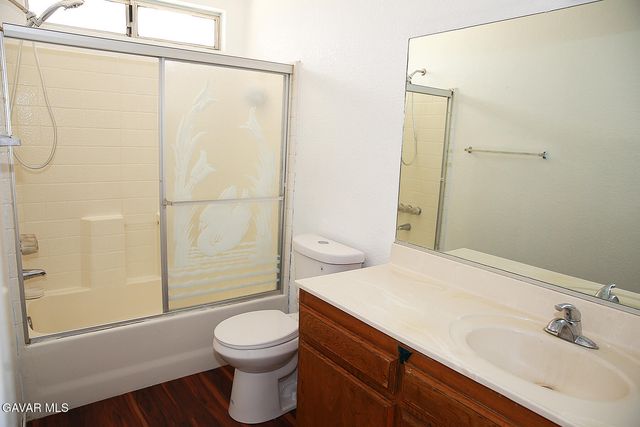 567 E Avenue J9, Lancaster, CA 93535