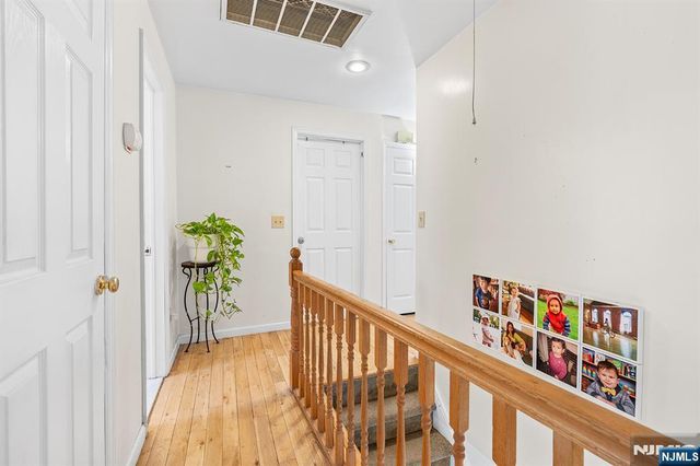 94 Phelps Avenue, Bergenfield, NJ 07621