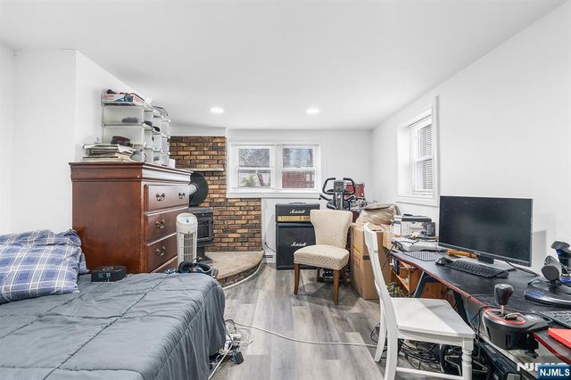 94 Phelps Avenue, Bergenfield, NJ 07621